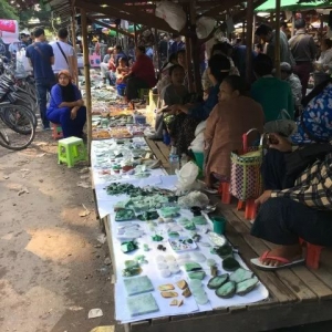 4꽻׹ǧ,ΪʲôֵֻǮ?