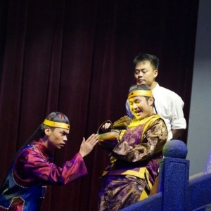 ѱ2000˿ܳԭʯ,ͰƤ,Ȼȫɫ