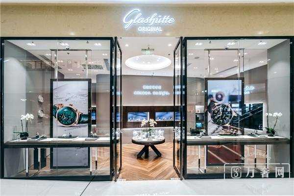 �ǳ�������ʱ�±���ʢ�����������յ�ԭ����ɳIFS��Ʒ��������Ļ